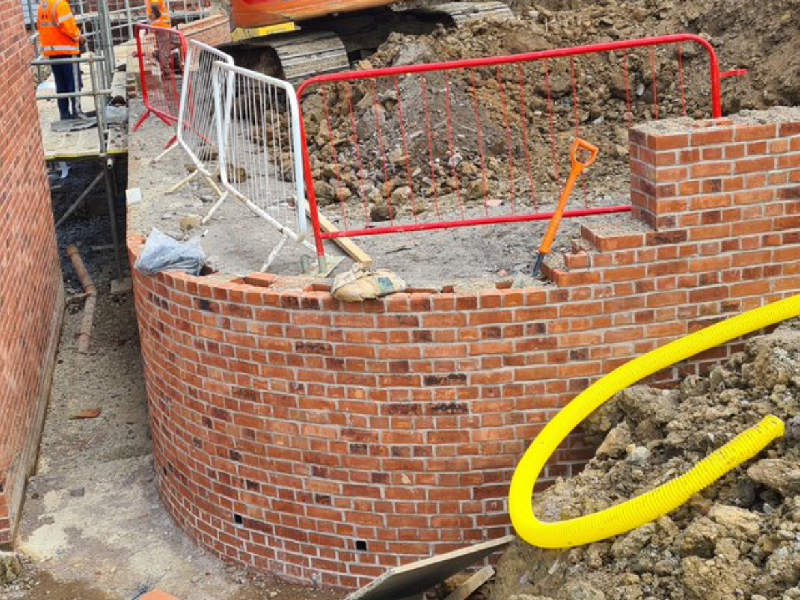 Retaining wall brickwork